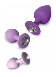 Набор из 3 фиолетовых анальных пробок со стразами Little Gems Trainer Set - Pipedream - купить с доставкой в Новошахтинске