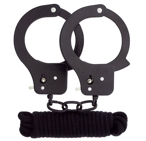 Чёрные наручники из листового металла в комплекте с веревкой BONDX METAL CUFFS LOVE ROPE SET - Dream Toys - купить с доставкой в Новошахтинске